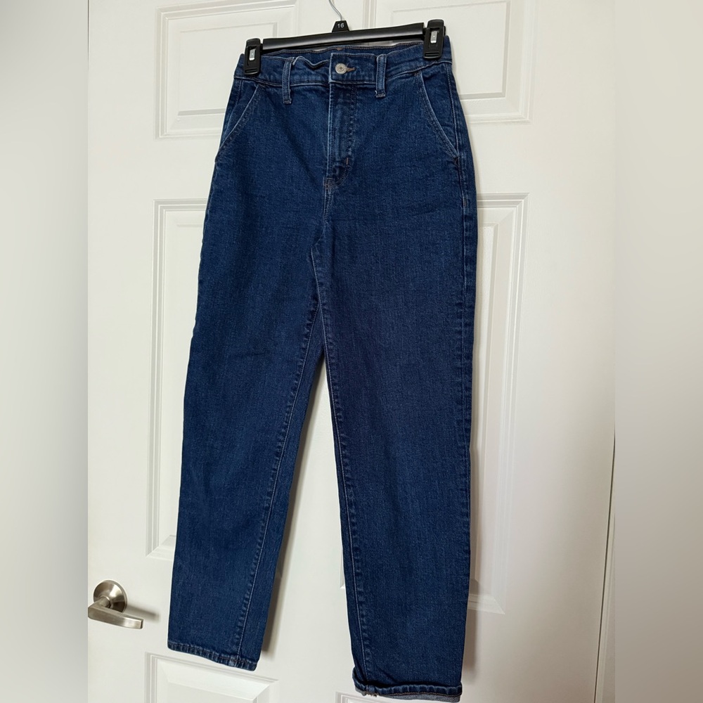Old Navy Women’s Dark Blue Straight Jeans